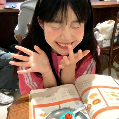 黑夜里的眼睛